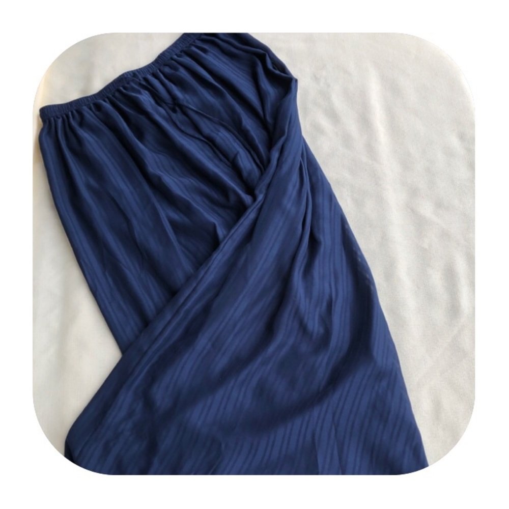 Madewell navy large maxi skirt